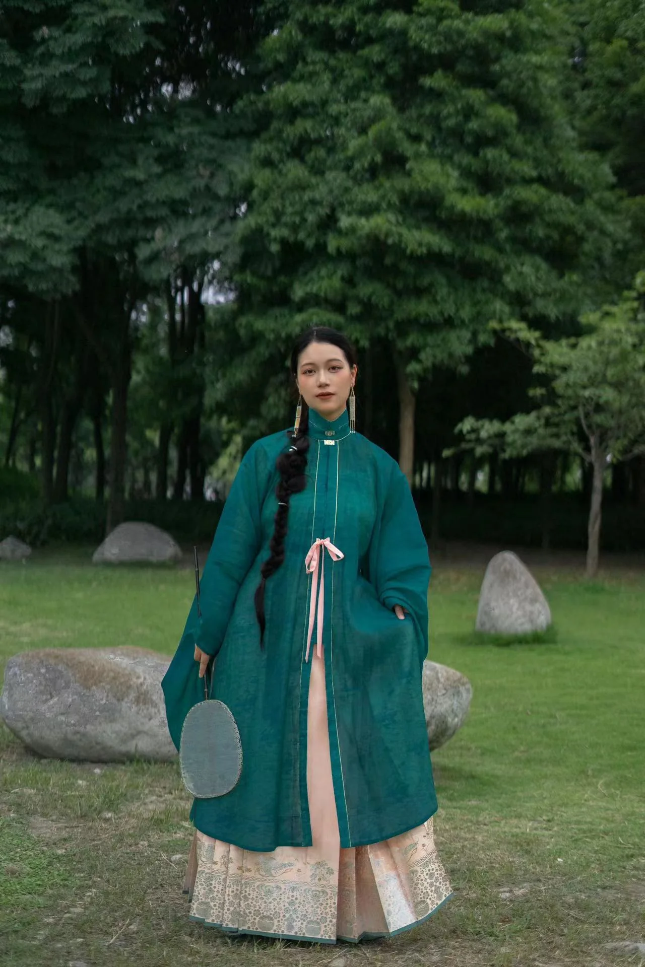 Wei Wei 微微 Faintly Late Ming Xiejin & Duijin Changshan Standing Collar Long Top - Image 7