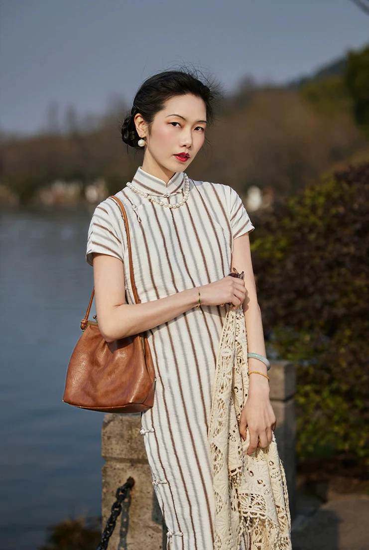 Whisper of the Heart 细語呢喃 1930s Summer Stripes Cotton Short Sleeve Qipao - Image 10