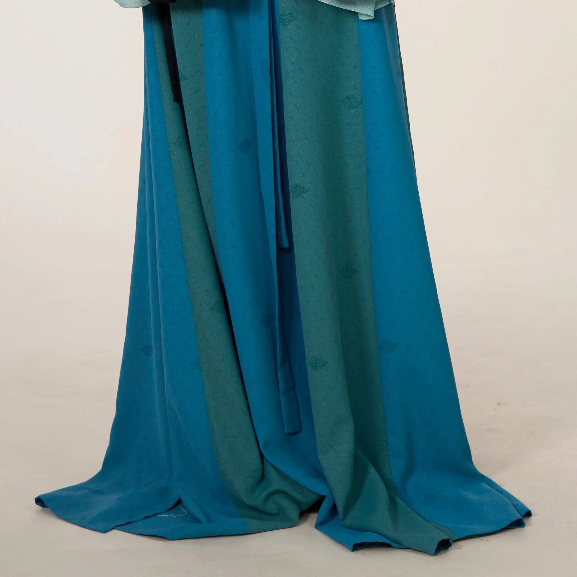 Wu Hang 五行 Five Elements Wei Jin Restoration Cross Collar Yaolan Ru Top & Poqun Skirt Set - Image 11