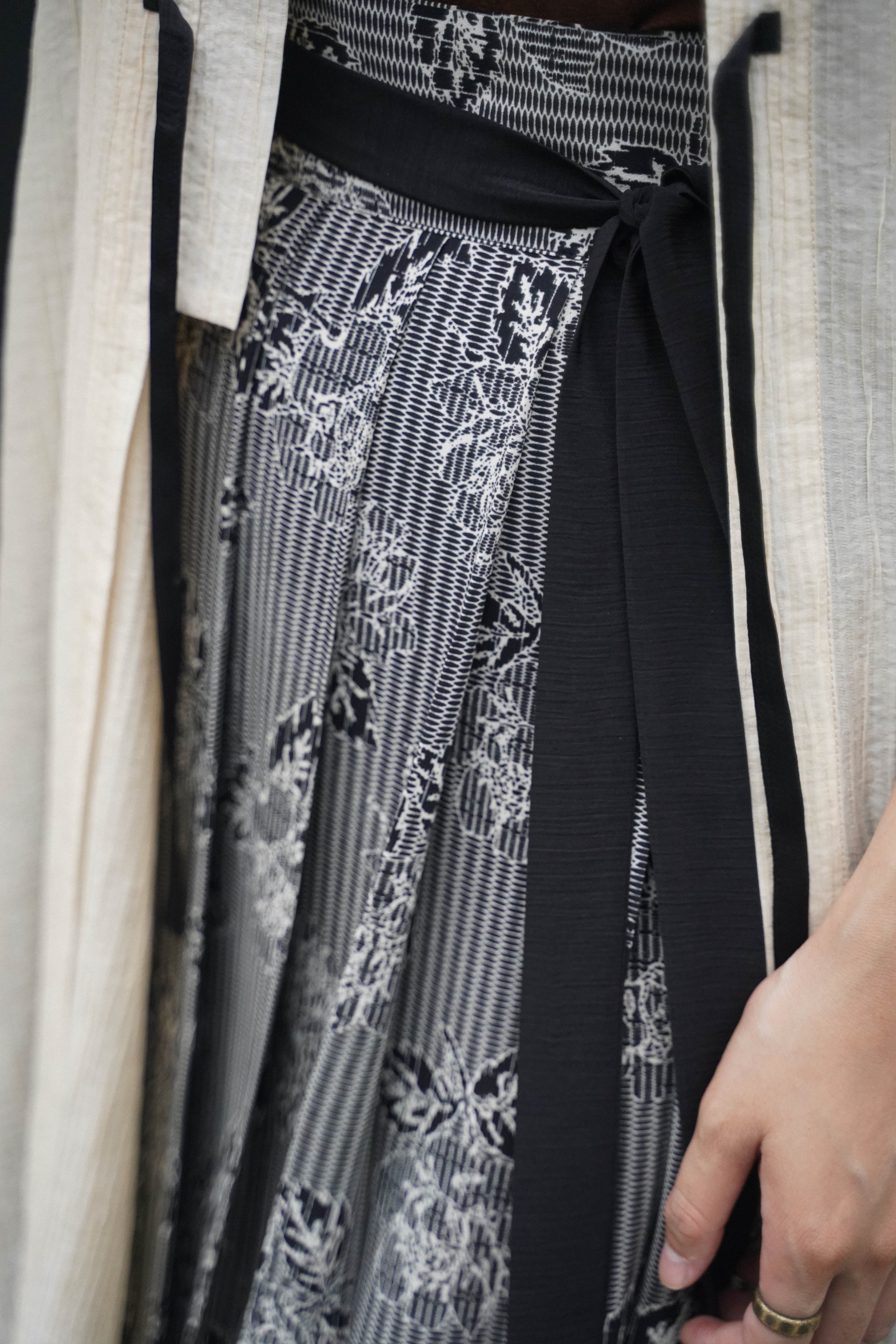Xiang Cao 香草 Vanilla Modernized Ming Dynasty Summer Bijia Vest Set - Image 8
