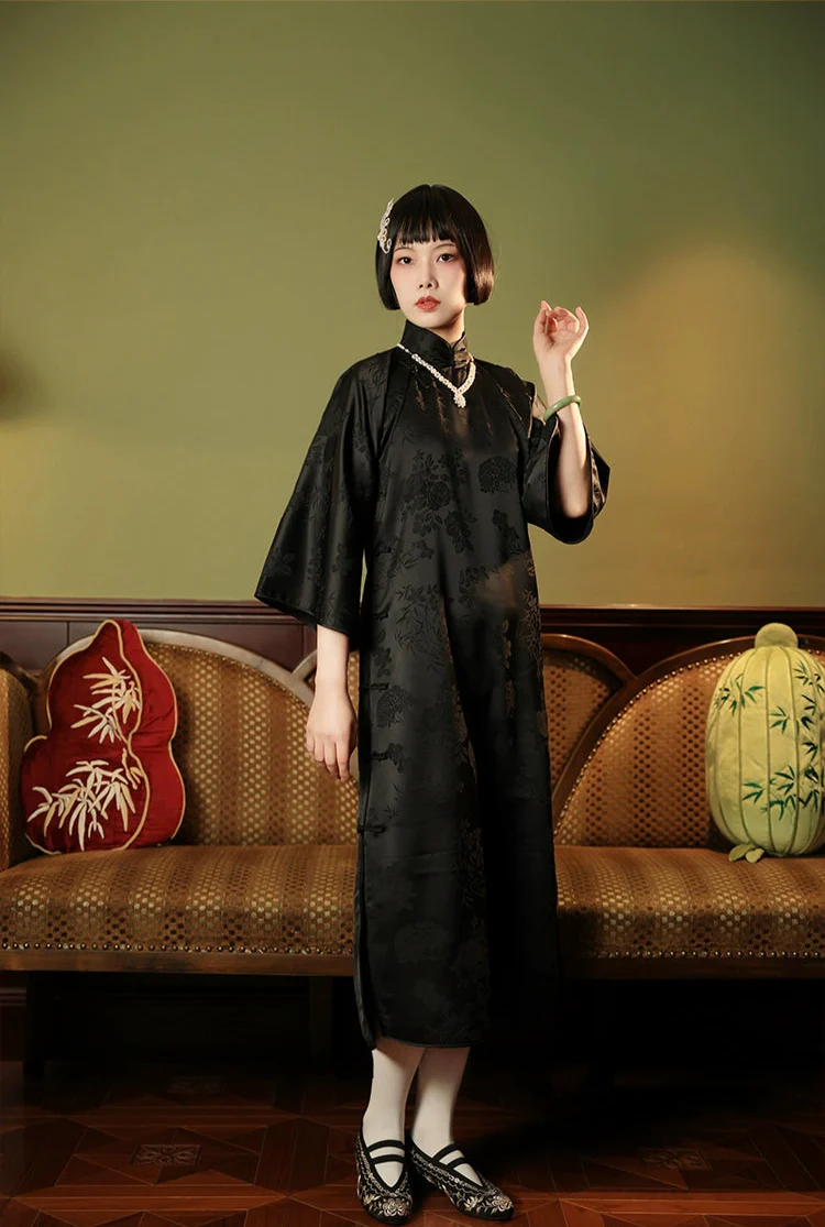 Xiao Chongshan 小重山 Layered Mountains 1920s Daily Floral Jacquard Bell Sleeve Qipao