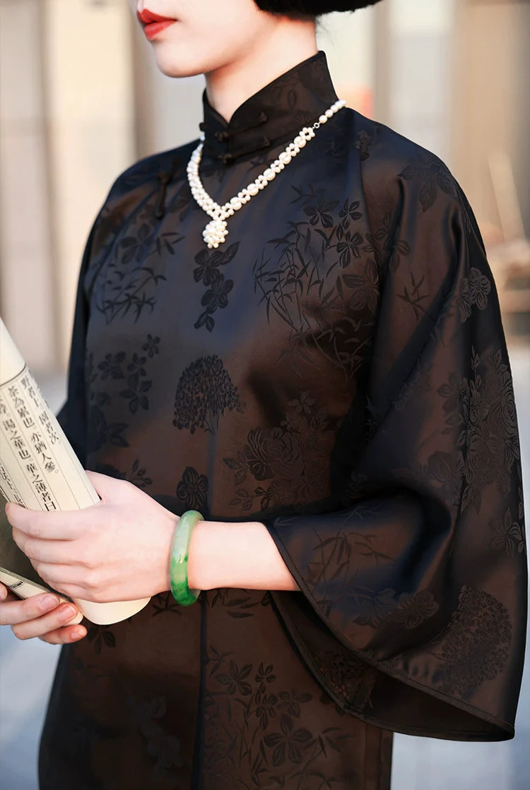 Xiao Chongshan 小重山 Layered Mountains 1920s Daily Floral Jacquard Bell Sleeve Qipao - Image 5