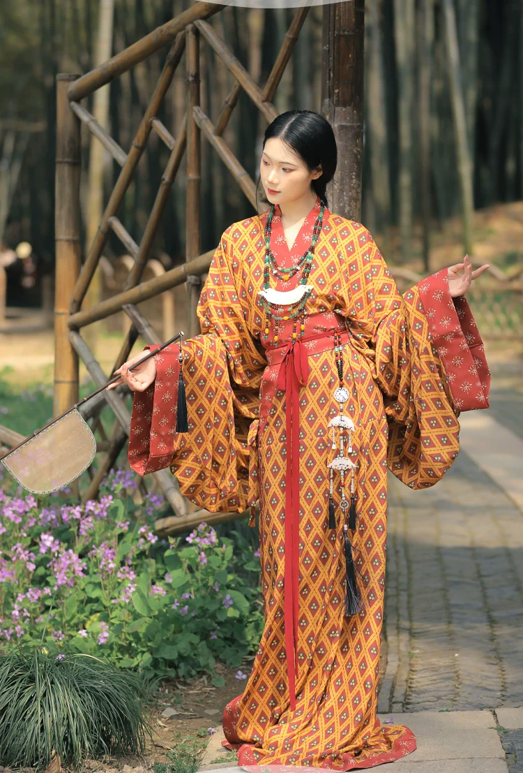 Xiao Lingxing 小菱形 Little Diamond Warring States Mashan Tomb Restoration Zhiju Robe Set - Image 2