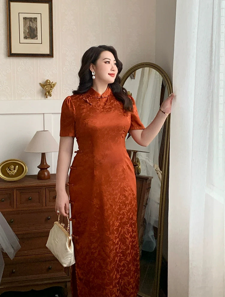 Xiaying Rui 霞映蕊 Glowing Sunset Plus Size Modernized Vintage Bottleneck Jacquard Qipao - Image 5