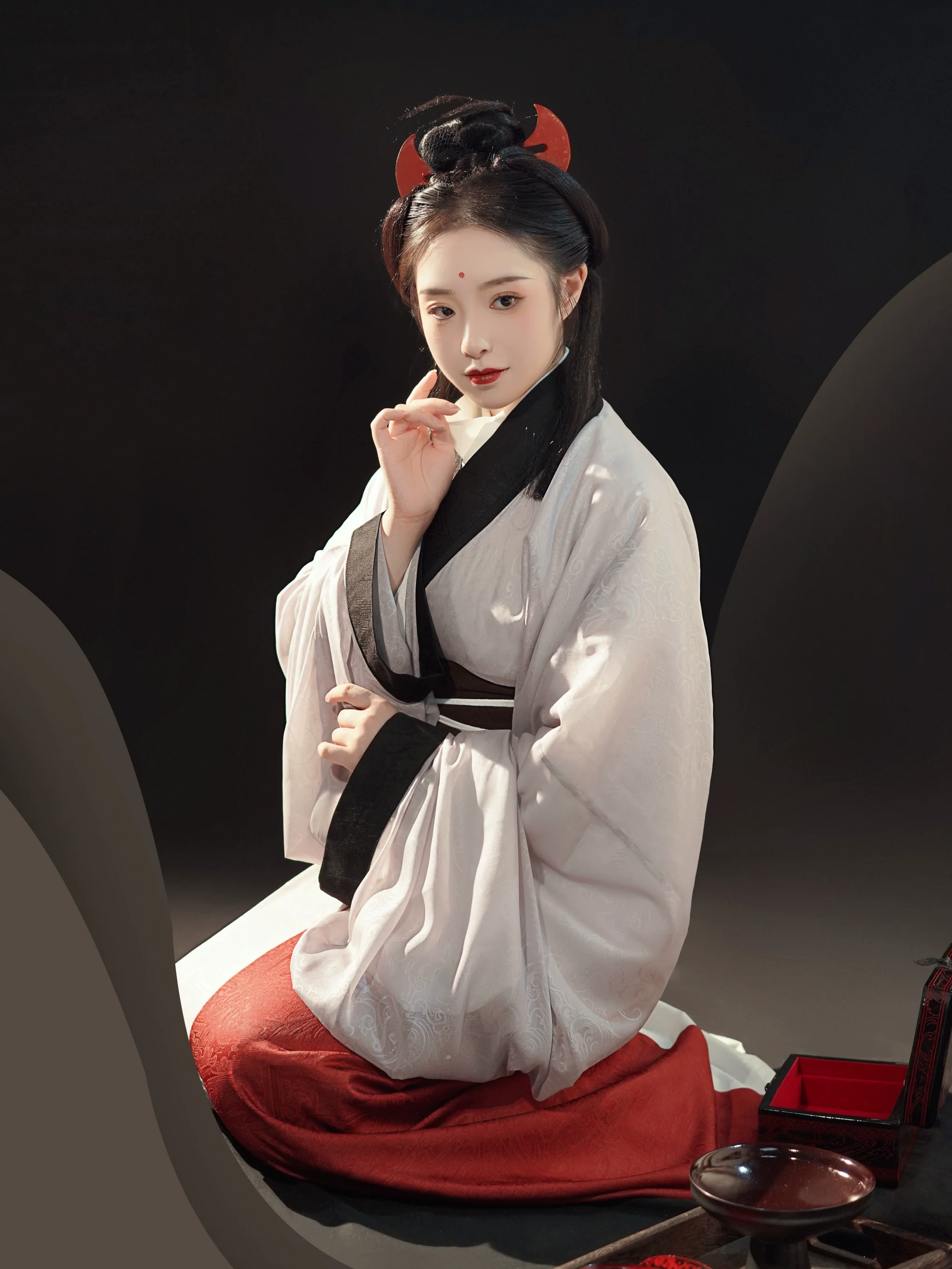 Xin Xue 新雪 Fresh Snow Eastern Han Restoration Ruqun - Image 2