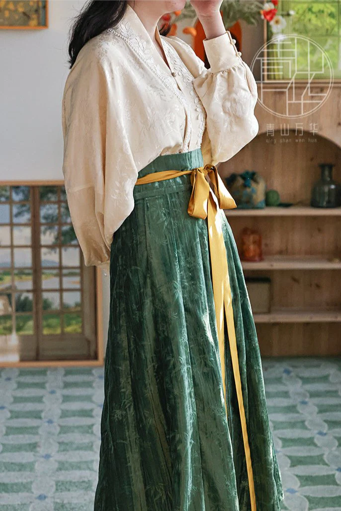 Xing Kong 星空 Starry Sky Modernized Lace Jacquard Feijixiu Airplane Sleeve Top - Image 13