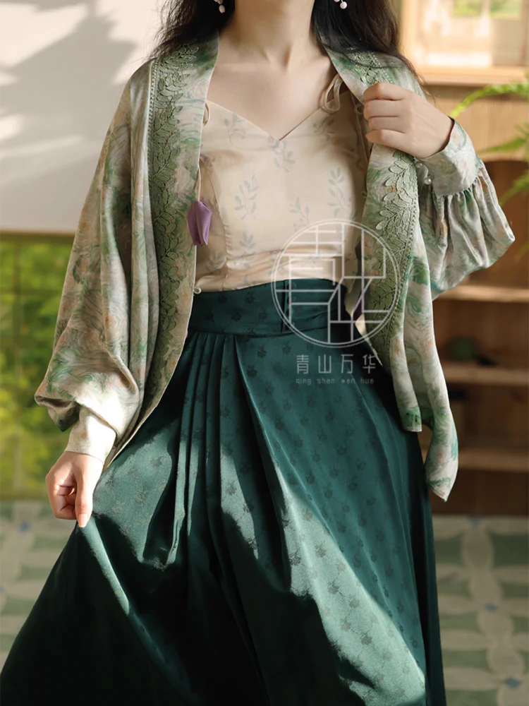 Xing Kong 星空 Starry Sky Modernized Lace Jacquard Feijixiu Airplane Sleeve Top - Image 17