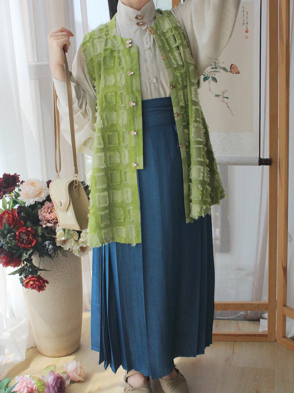 Xing Ren 杏仁 Almond Modernized Ming Bijia Vest & Liling Standing Collar Top - Image 9