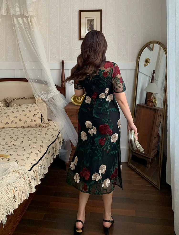 Xixue Gui 吸血鬼 Vampira Plus Size Modernized Sheer Embroidered Floral Short Sleeve Qipao - Image 8