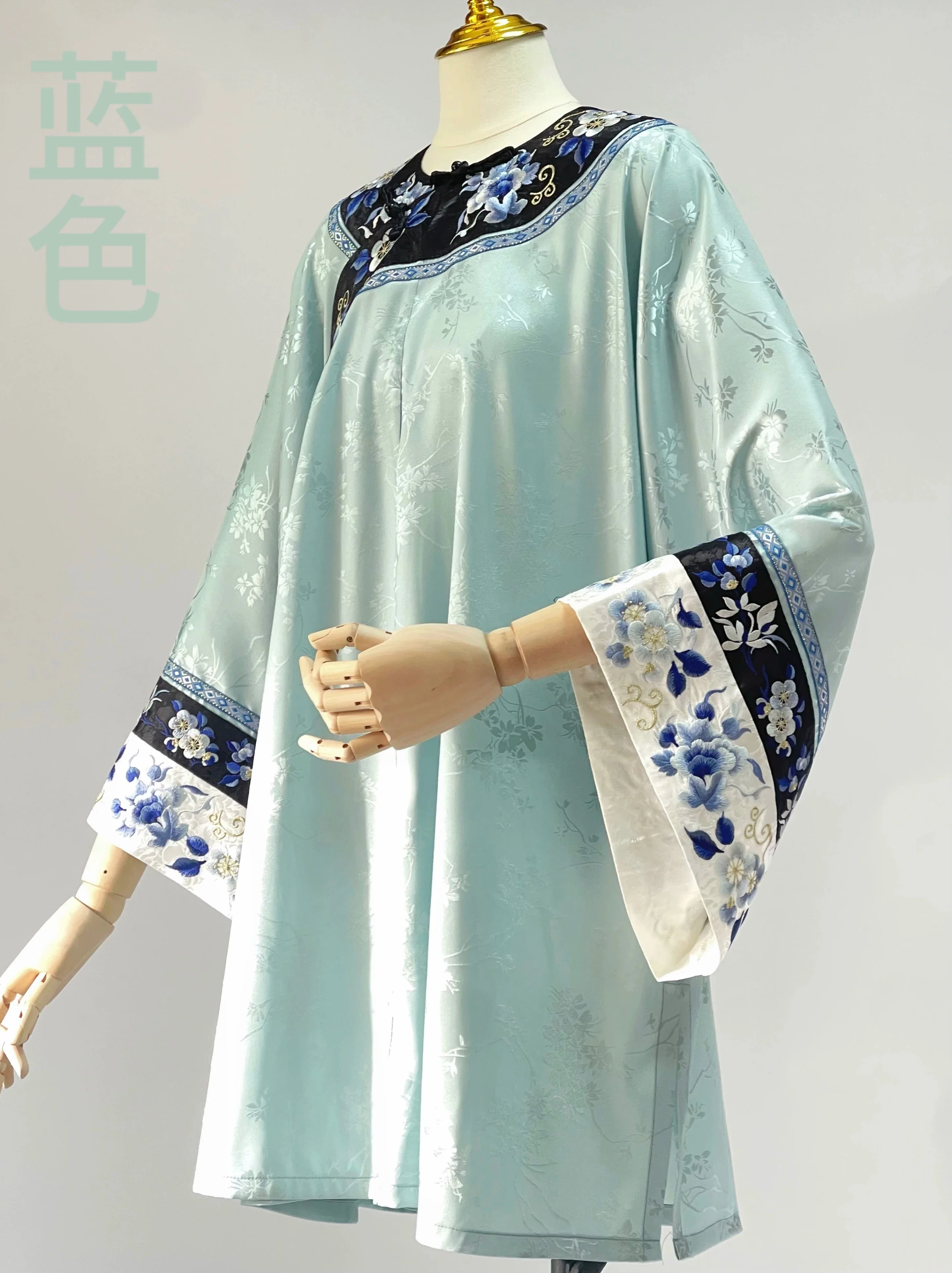 Xue Chuang 雪床 Bed of Snow Qing Han Pastel Embroidered Porcelain Round Collar Top & Pants Set - Image 6