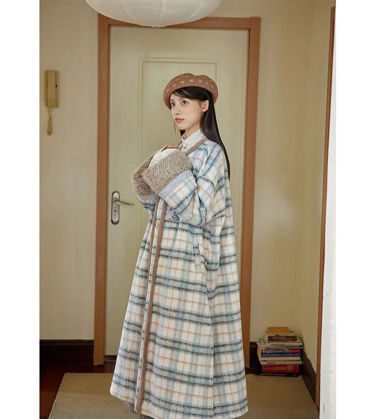 Xue Hou 雪后 After the Snow Modernized Ming Yuanling Pi Ao Fuzzy Coat & Xuanqun Skirt Set - Image 14