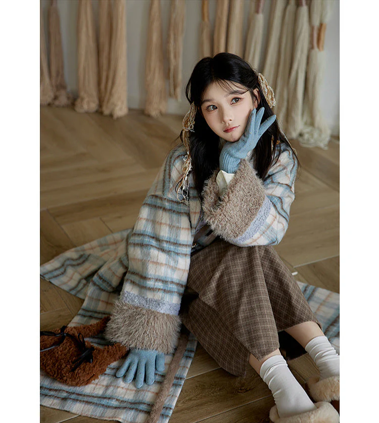 Xue Hou 雪后 After the Snow Modernized Ming Yuanling Pi Ao Fuzzy Coat & Xuanqun Skirt Set - Image 19