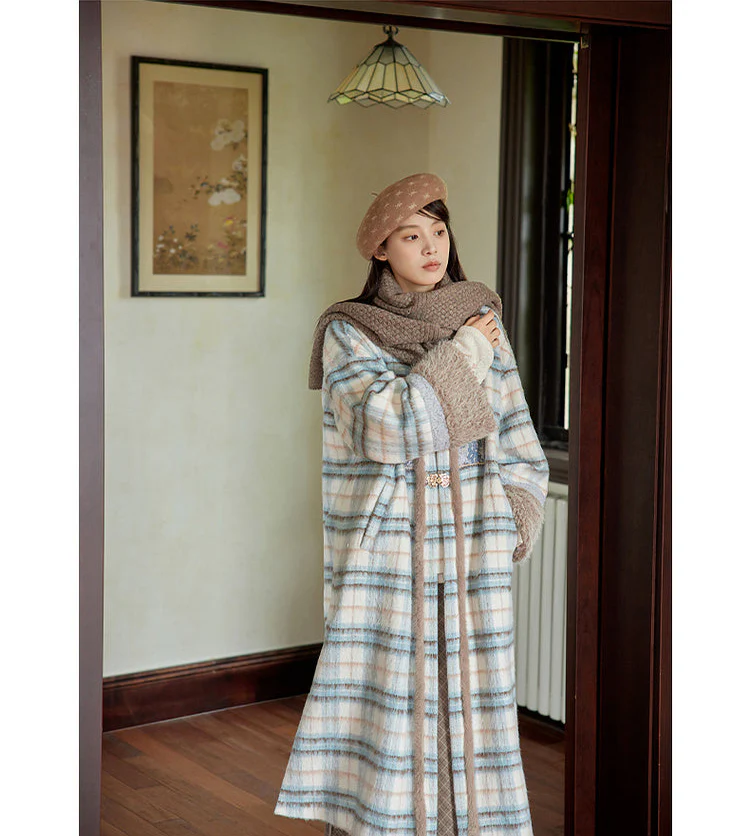 Xue Hou 雪后 After the Snow Modernized Ming Yuanling Pi Ao Fuzzy Coat & Xuanqun Skirt Set - Image 7