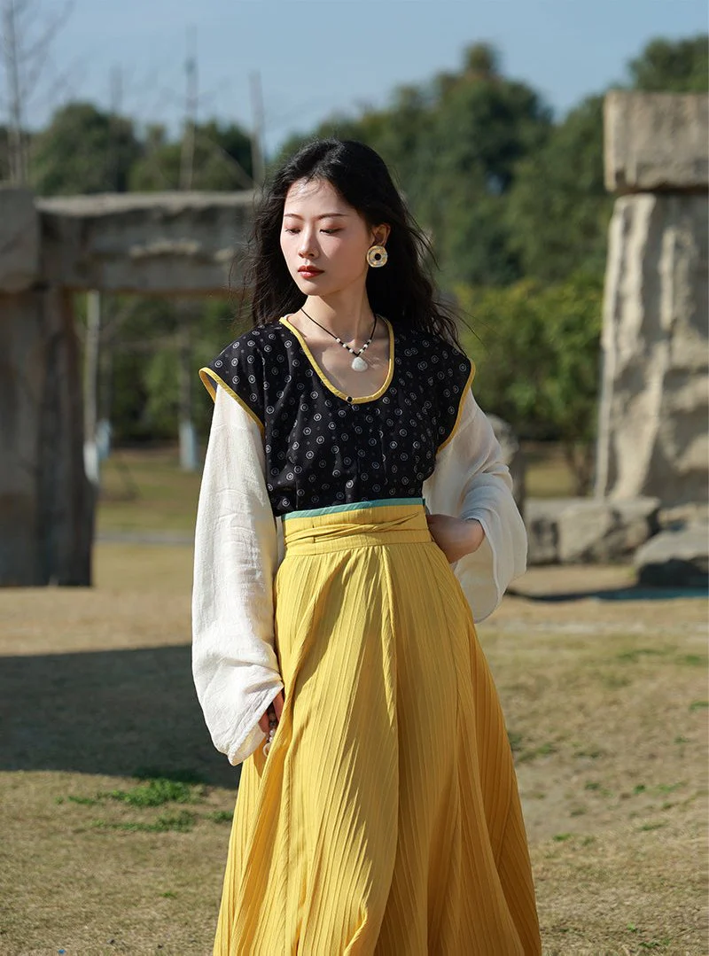 Xuyu 须臾 A Moment in the Early Tang Chuiling Banbi Jacket & Poqun Broken Skirt Ruqun Set - Image 12