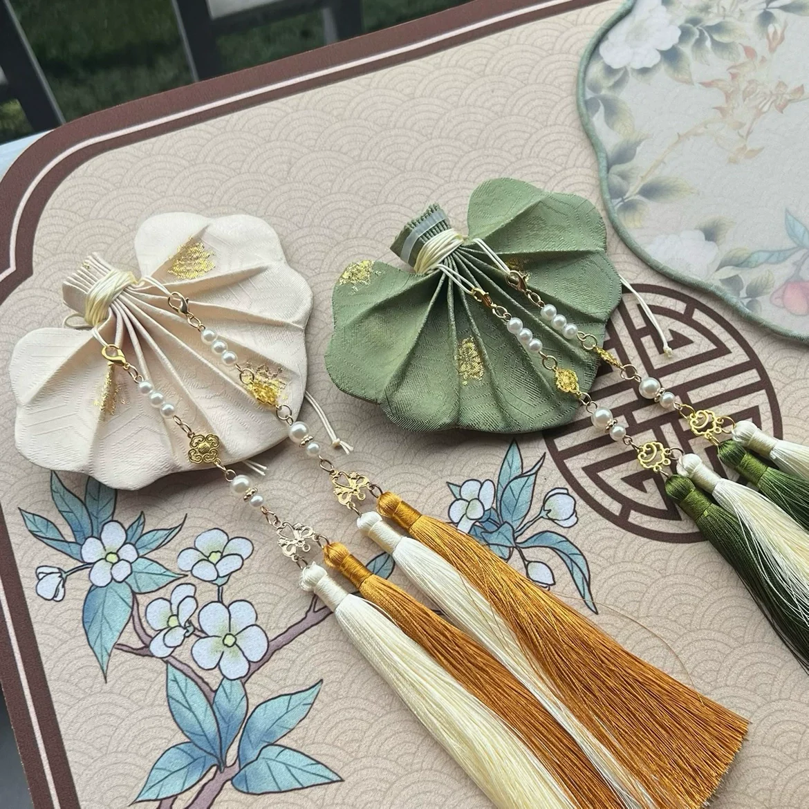 Yezi 叶子 Leaf Hebao - Image 4