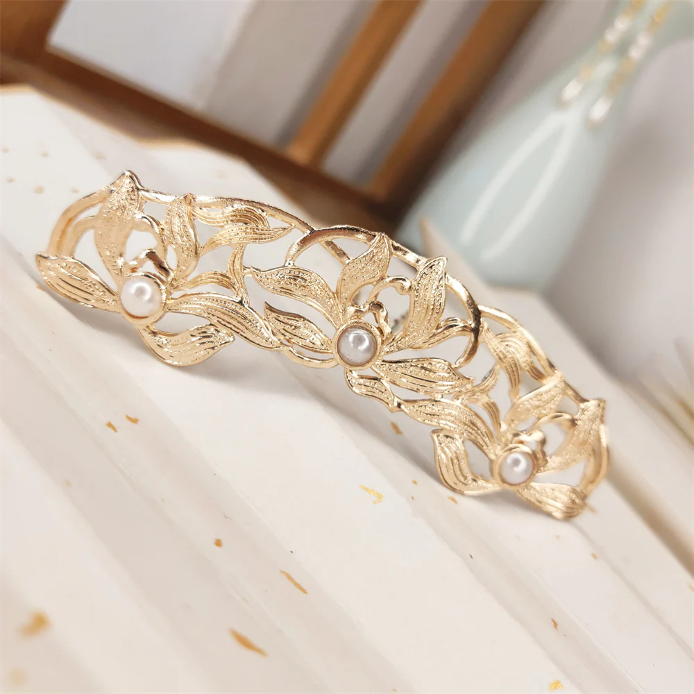 Yi Lang 依兰 Ylang Flower Tang Ming Buyao Dangling Pearl Curved Hair Pin Set - Image 3