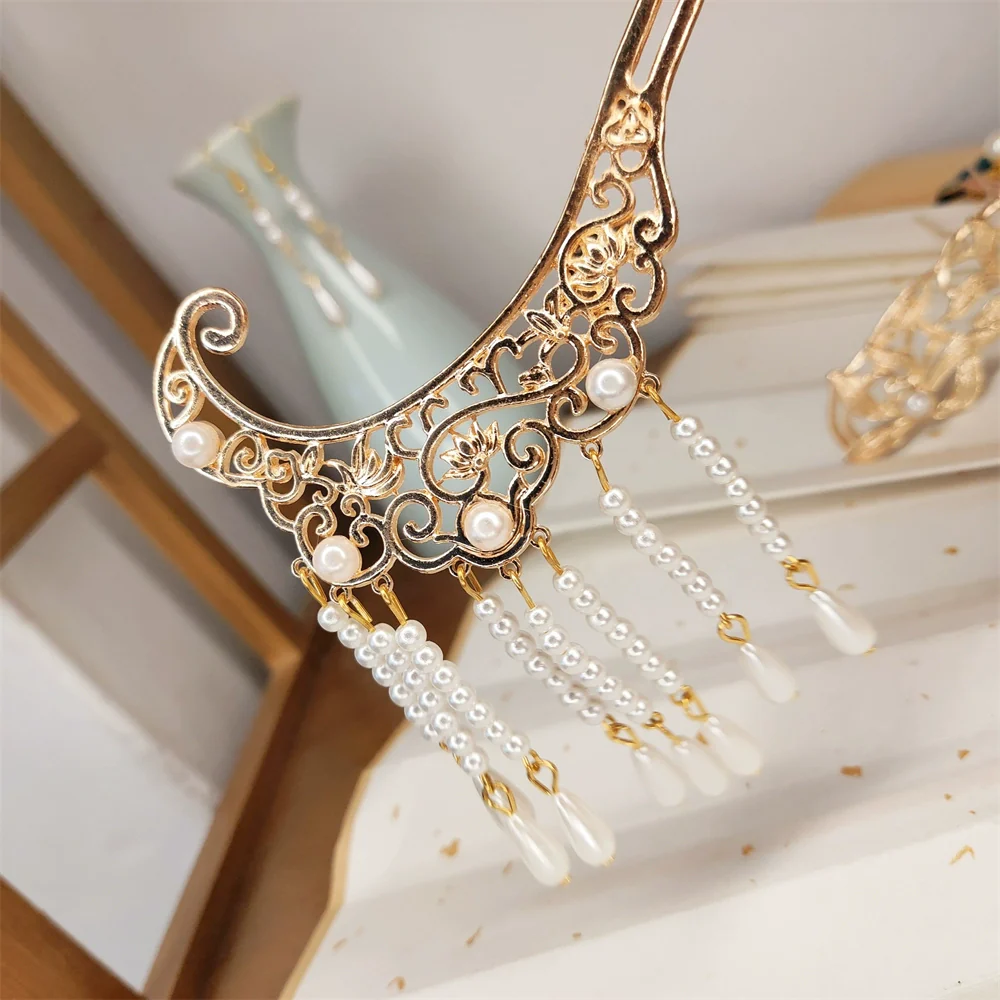 Yi Lang 依兰 Ylang Flower Tang Ming Buyao Dangling Pearl Curved Hair Pin Set - Image 4