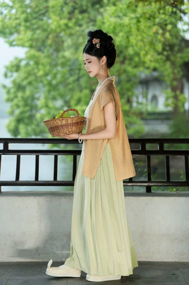 Yi'an 易安 Song Dynasty Summer Beizi Baidiequn Set - Image 6