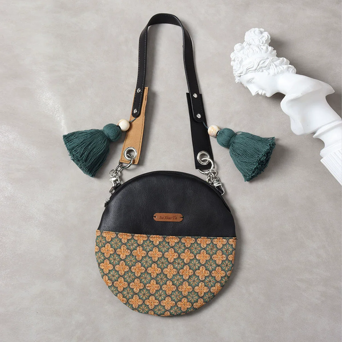 Yuan Gu Hua 圆古花 Round Ancient Flower Leather Purse - Image 7