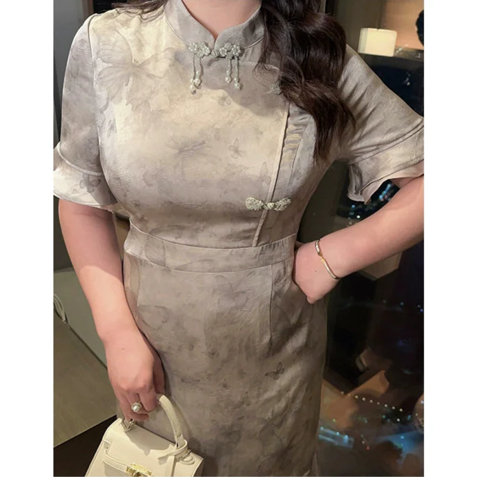 Yue E' 月蛾 Moon Moth Plus Size Modernized Pearl Trumpet Skirt Butterfly Sleeve Qipao - Image 13