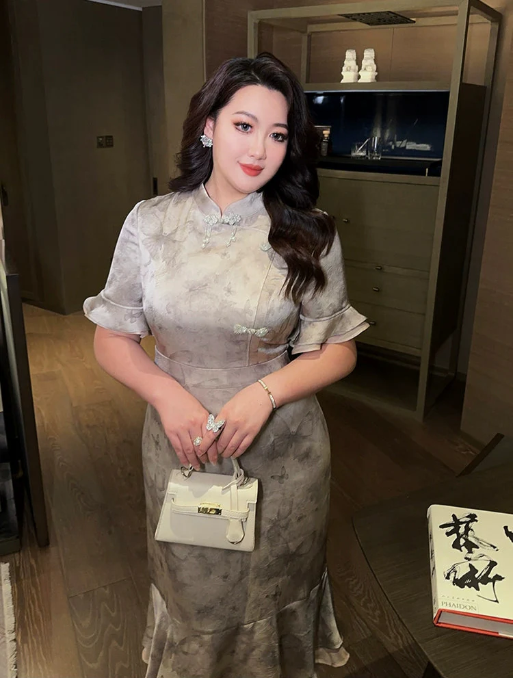 Yue E' 月蛾 Moon Moth Plus Size Modernized Pearl Trumpet Skirt Butterfly Sleeve Qipao - Image 9