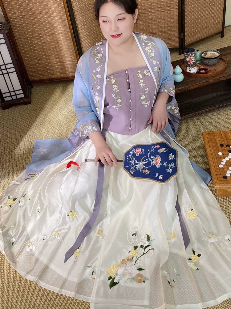 Yue Lai 月来 Song Ming Embroidered Plus Size Spring Summer Mamian Skirt - Image 3
