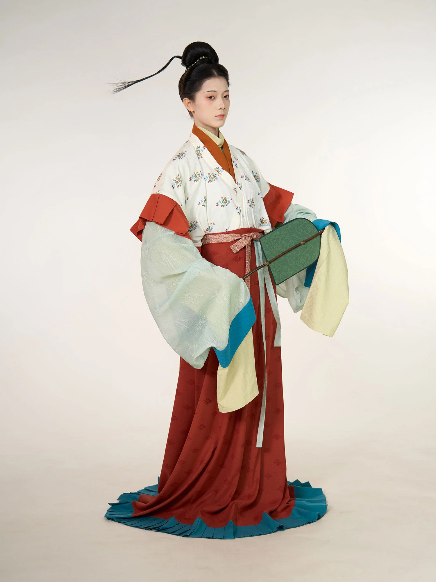 Yunyou 云游 Wandering Clouds Eastern Han Restoration Ruffled Hem Jacquard Yaolan Ru Top & Poqun Skirt Set - Image 5
