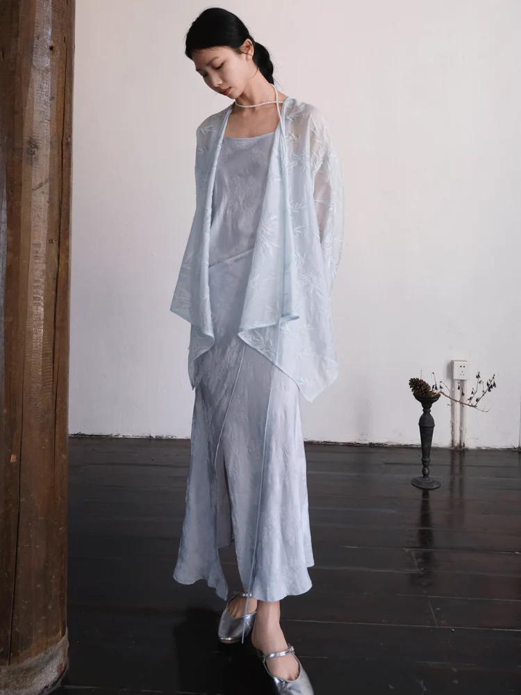 Yushu Luo 玉黍螺 Periwinkle New Chinese Style Bias Cut Satin Jacquard Two-Way Dress - Image 9