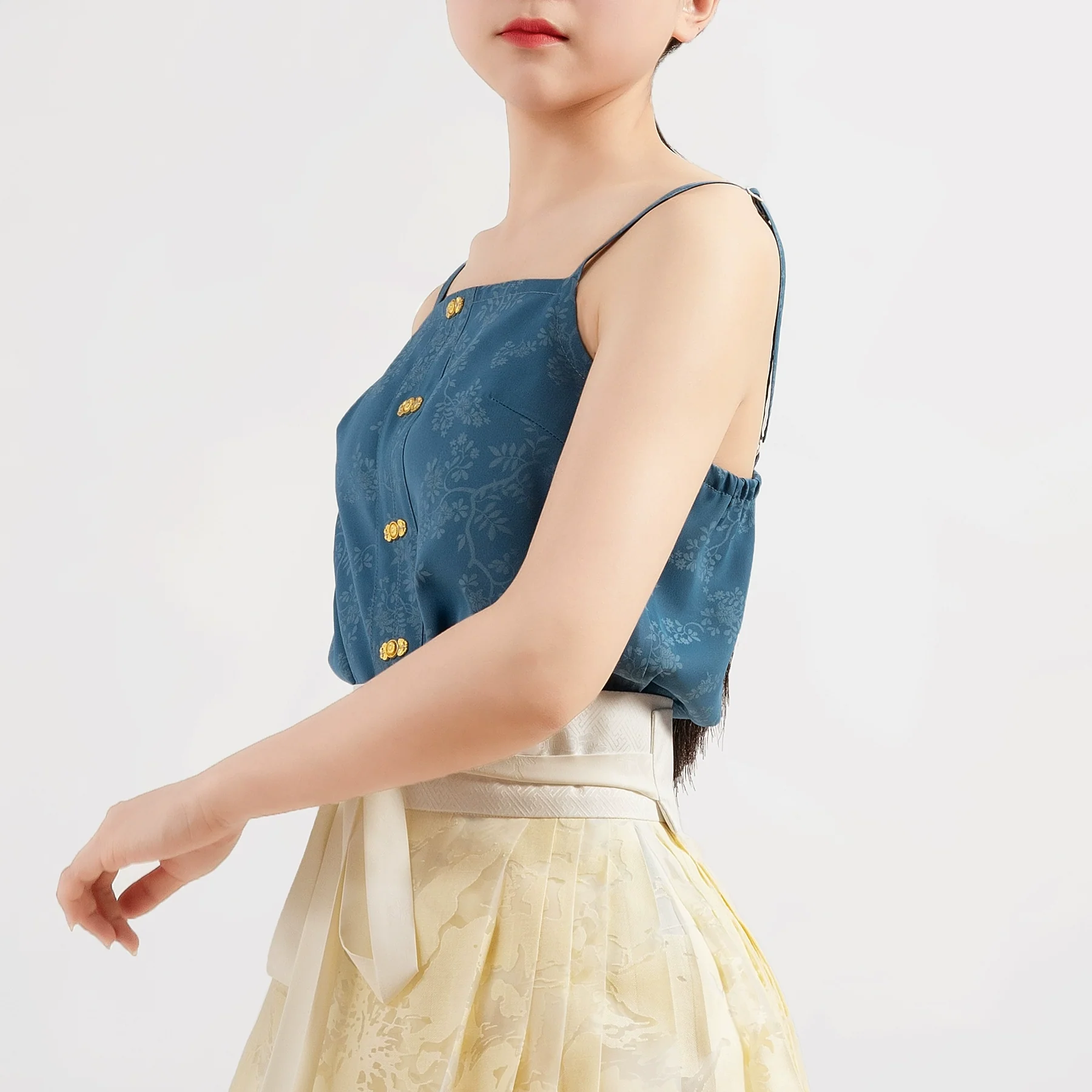 Zan Qing 藏青 Prussian Blue Ming Dynasty Contrast Trim Zhuyao Undergarment - Image 3