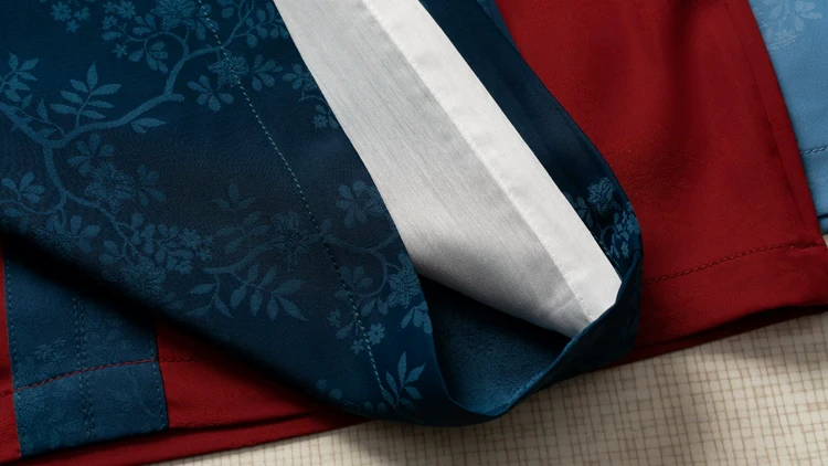 Zan Qing 藏青 Prussian Blue Ming Dynasty Contrast Trim Zhuyao Undergarment - Image 9