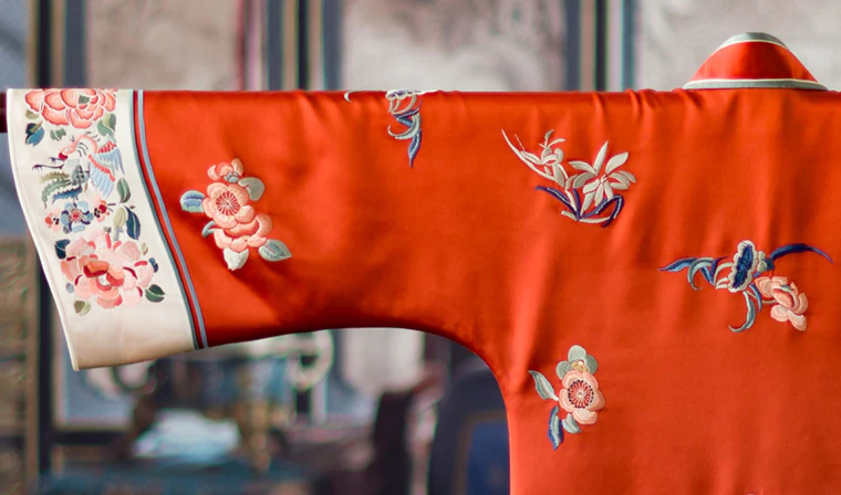 Zheng Fangchun 正芳春 Bright Spring 1920s Mulberry Silk Embroidered Wedding Qipao - Image 11