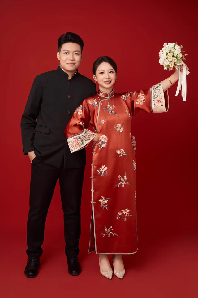 Zheng Fangchun 正芳春 Bright Spring 1920s Mulberry Silk Embroidered Wedding Qipao - Image 7