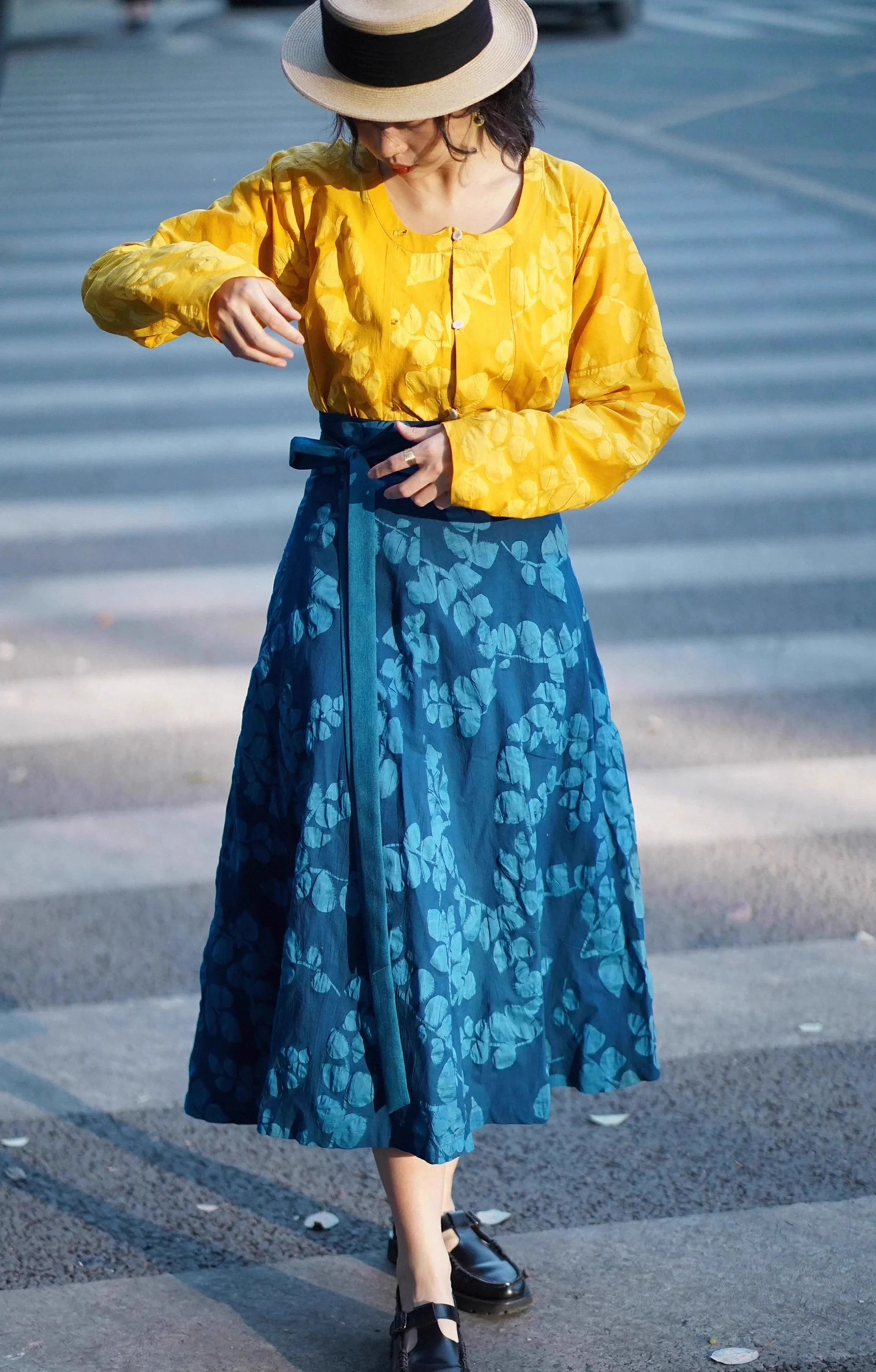 Zhizhi 枝枝 Branching Trees Modernized Tang Dynasty Pure Cotton Two-Collar Tanling Poqun Set - Image 3