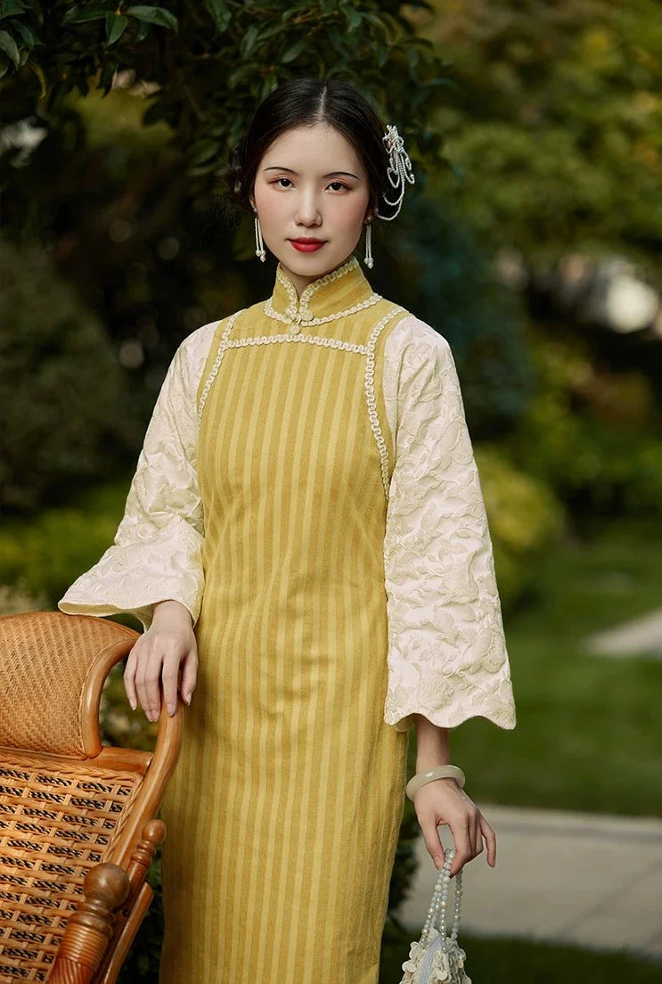 Zhizi 栀子 Gardenia 1920s Cotton Long Sleeve Qipao - Image 5