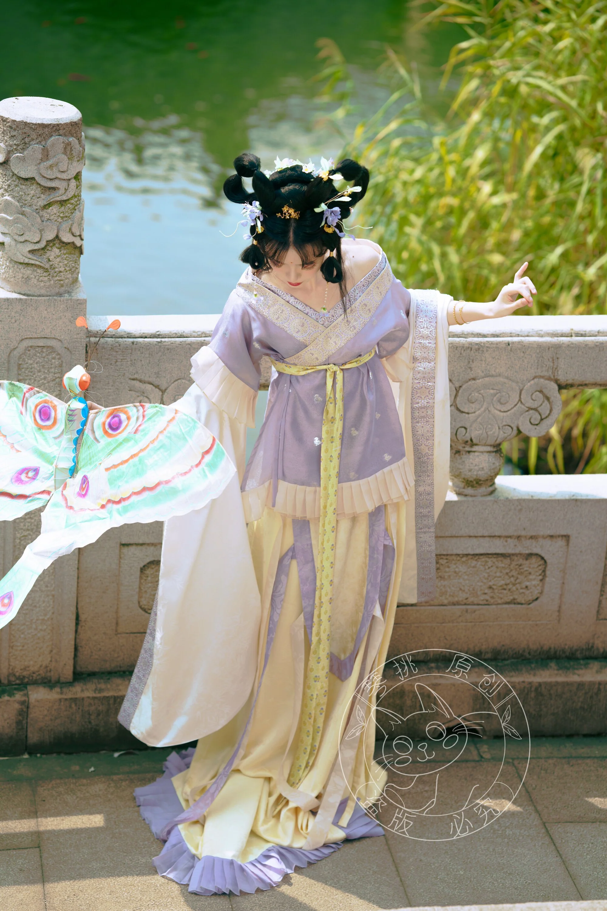 Zhu Zi 朱紫 Scarlet Wisteria Modernized Sui & Northern Southern Dynasty Guiyi Swallow Tail Ruqun Set - Image 7