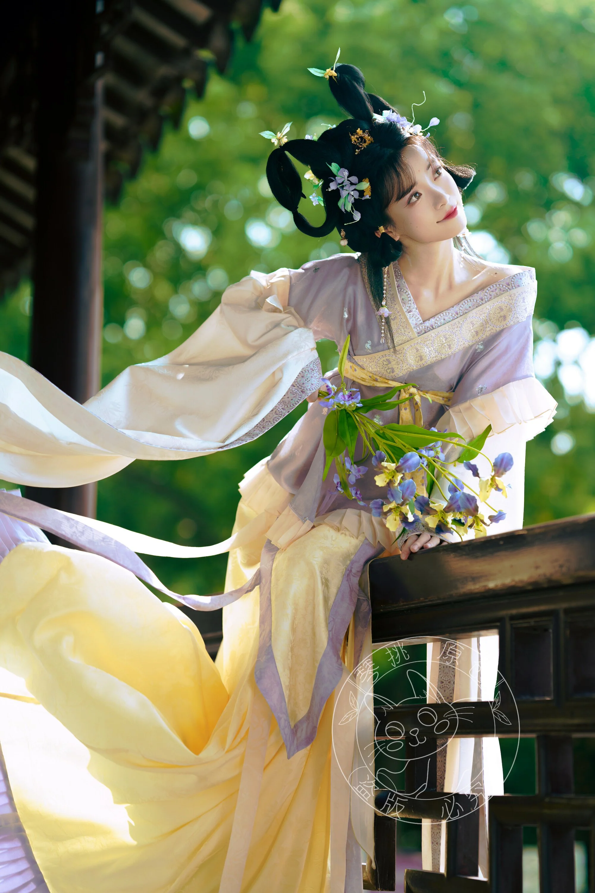 Zhu Zi 朱紫 Scarlet Wisteria Modernized Sui & Northern Southern Dynasty Guiyi Swallow Tail Ruqun Set - Image 8