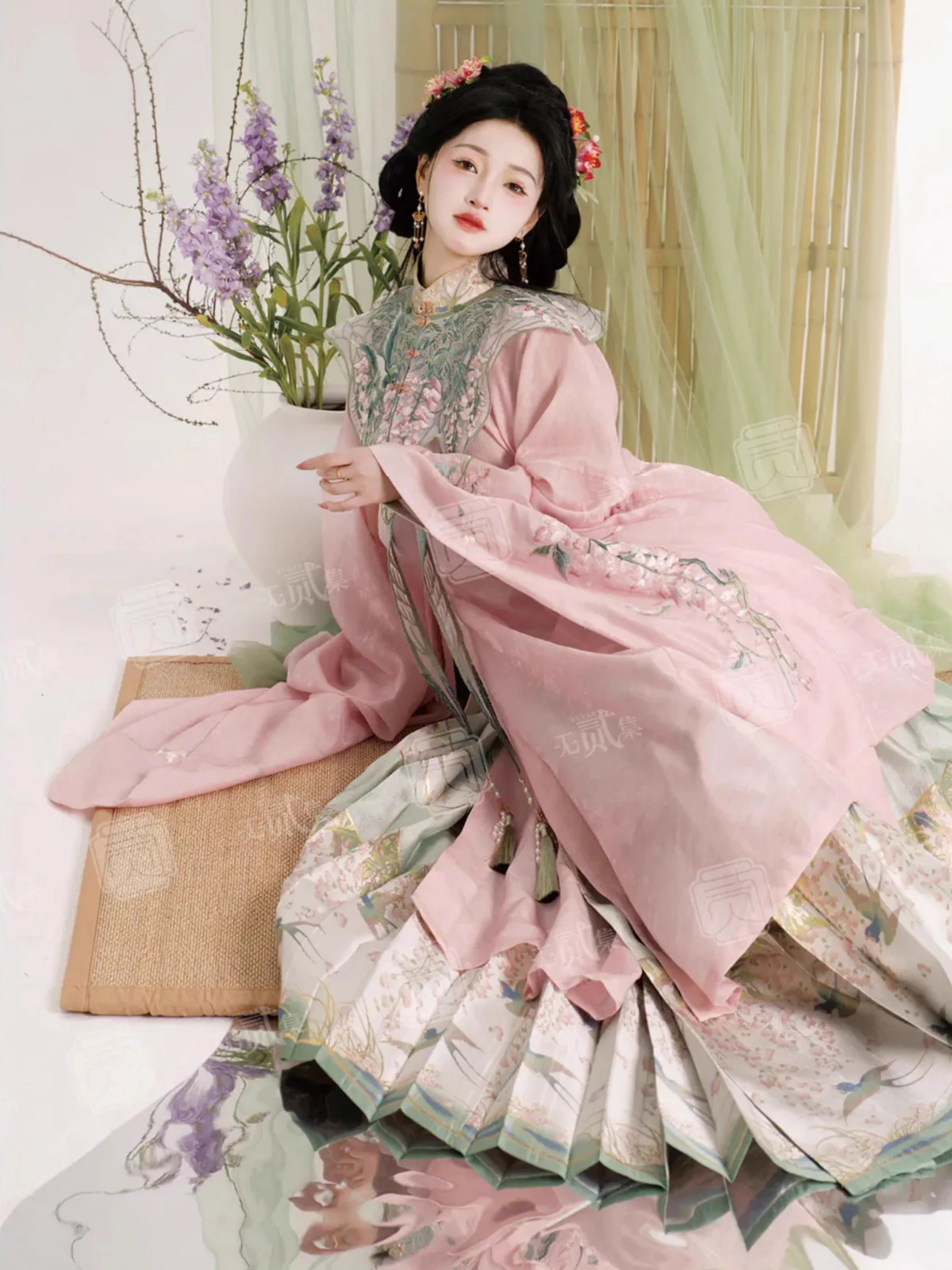 Ziteng 紫藤 Wisteria Fairy Cloud Collar Late Ming Dynasty Set - Image 11