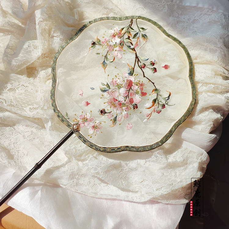 Ziwei Hua 紫薇花 Myrtle Flower Single-Sided Embroidered Tuanshan Round Fan - Image 6