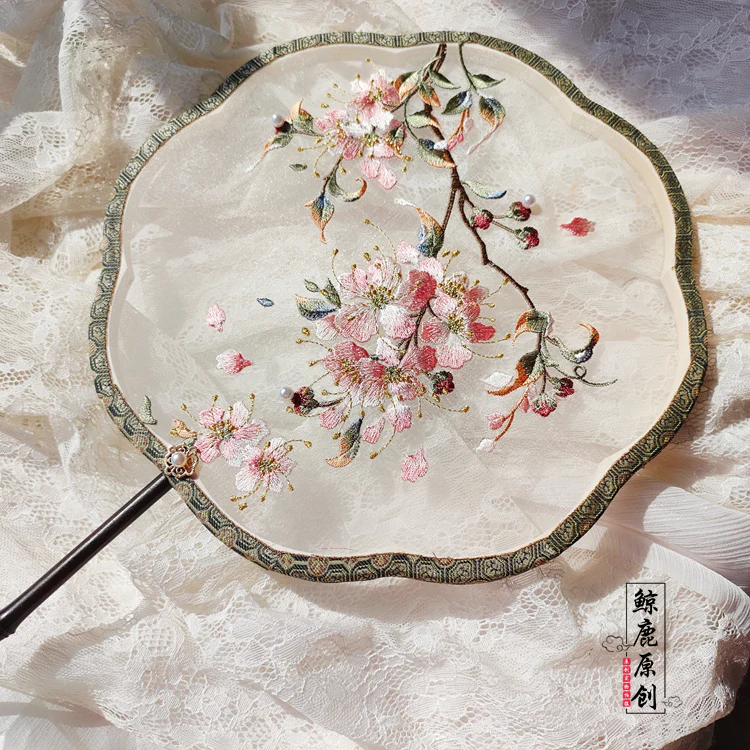 Ziwei Hua 紫薇花 Myrtle Flower Single-Sided Embroidered Tuanshan Round Fan - Image 7