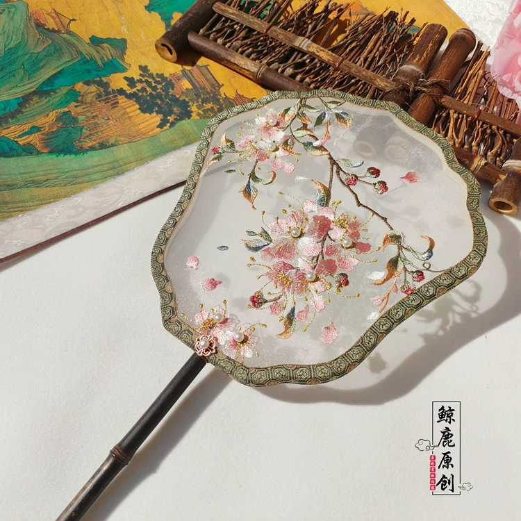Ziwei Hua 紫薇花 Myrtle Flower Single-Sided Embroidered Tuanshan Round Fan - Image 9